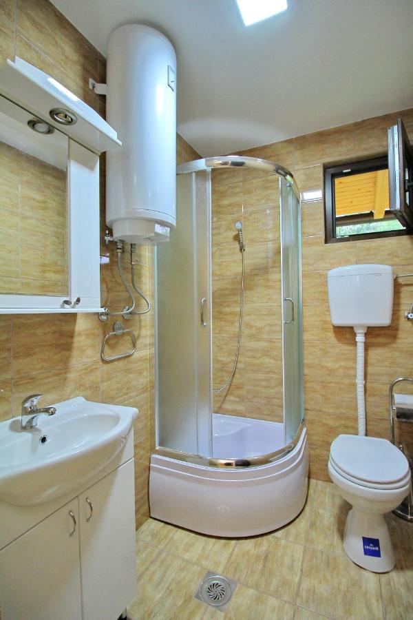 Tara Lake Apartments Jevtici Екстер'єр фото